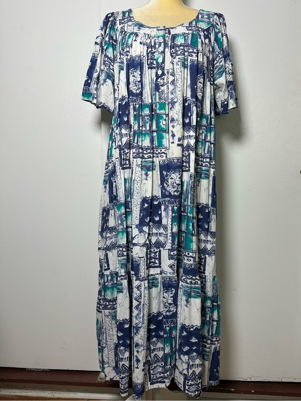 Vintage Y2K Jennifer Moore Graphic Print Midi Dress – Size L, Pockets, Tiered He